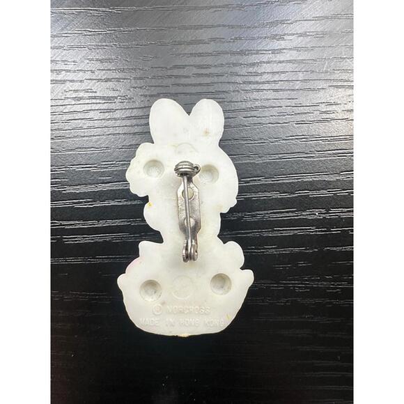 Vintage Norcross Easter Bunny Carrot Basket Brooch Pin Spring Holiday Jewelry - Picture 2 of 2